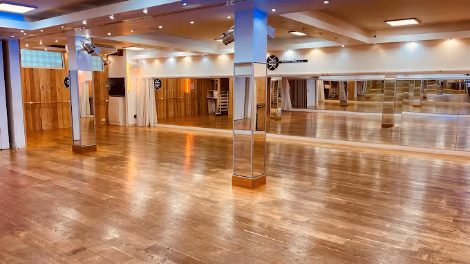 Espace Gambetta — salle de danse à Paris